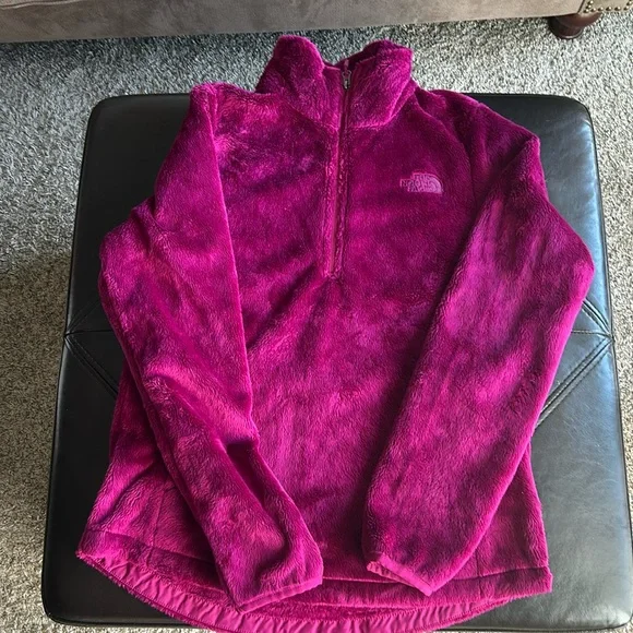 North Face - Bright Cranberry Color Half Zip - Picture 3 of 3